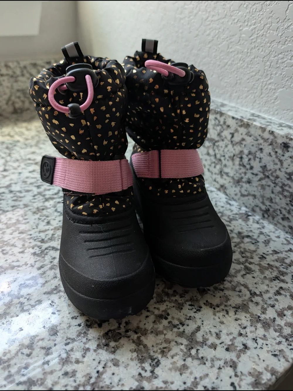3M Thinsulate Black & Pink Kids Rain and Snow Boots with Gold Speckle